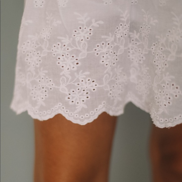 Hem and Thread White Sundress size M - Picture 2 of 5